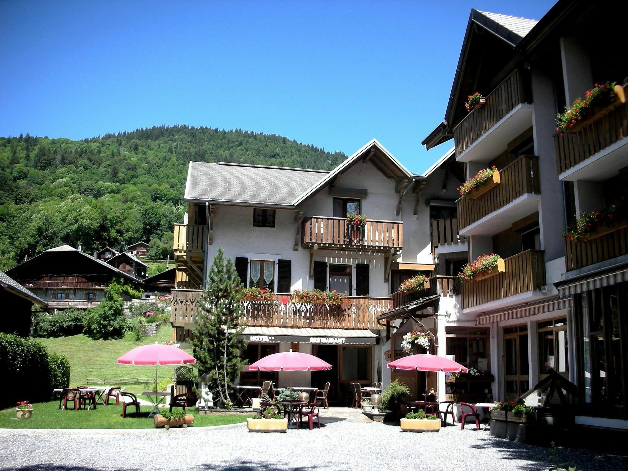 Logis Hotel Gai Soleil 사모엥 외부 사진