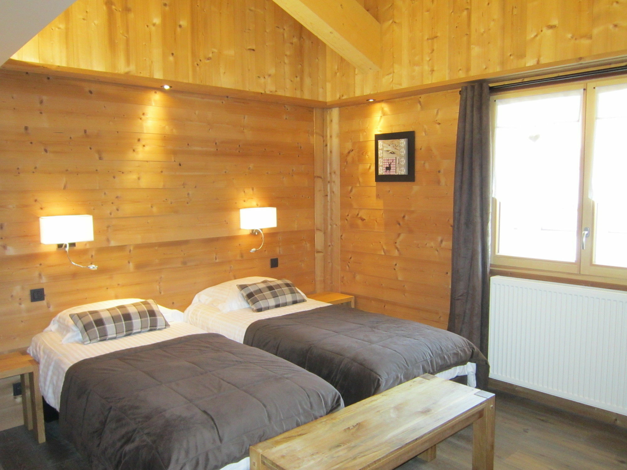 Logis Hotel Gai Soleil 사모엥 외부 사진